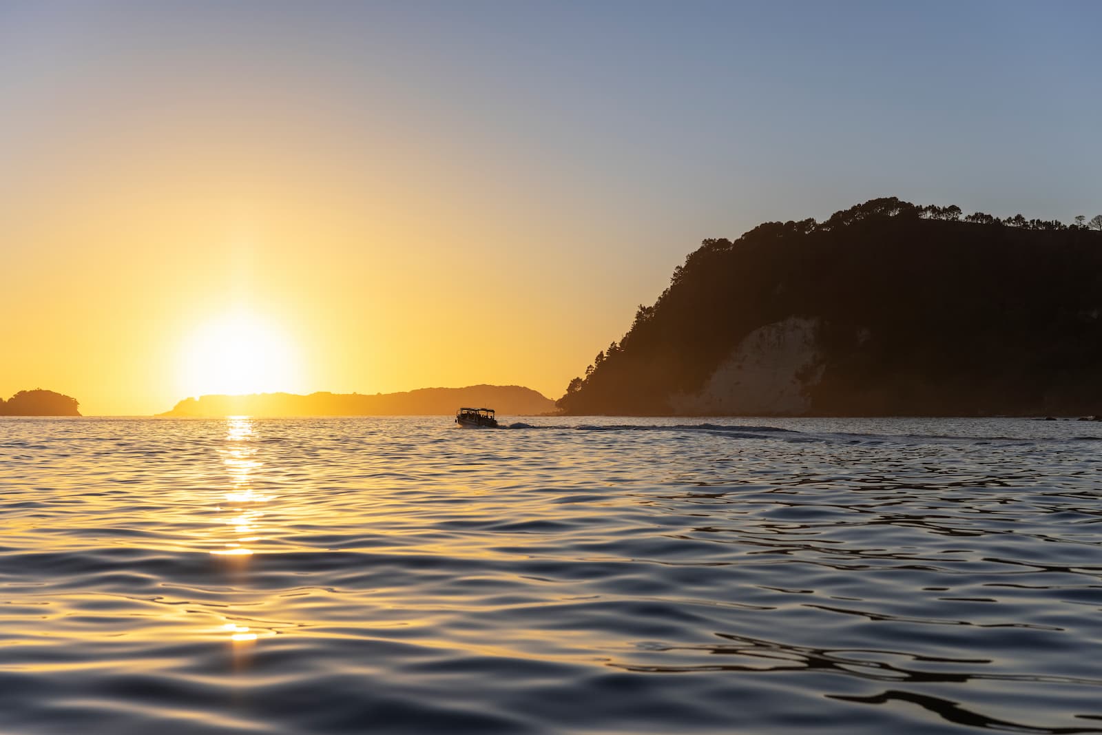Sunset over Mercury Bay, Whitianga — Coromandel Peninsula